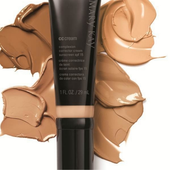 Medium to Deep TimeWise® Luminous 3D Foundation CC 1 fl. oz. - Picture 3 of 5